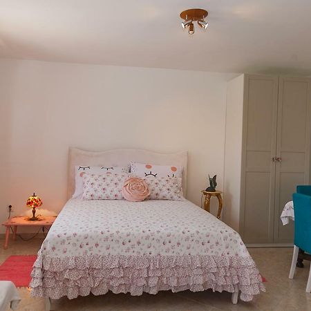 Castello Flower Apartment Kastela Dış mekan fotoğraf