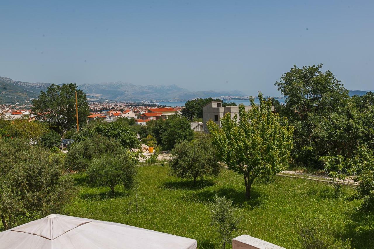 Castello Flower Apartment Kastela Dış mekan fotoğraf