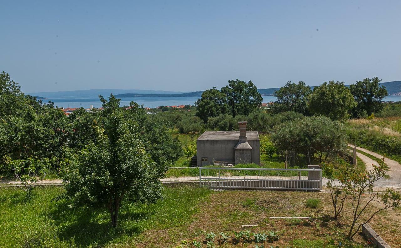 Castello Flower Apartment Kastela Dış mekan fotoğraf