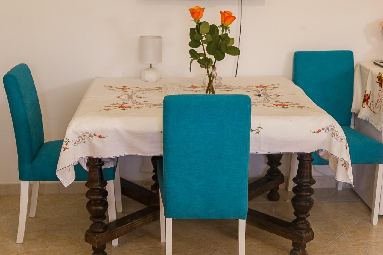 Castello Flower Apartment Kastela Dış mekan fotoğraf