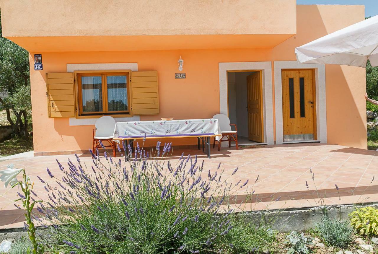 Castello Flower Apartment Kastela Dış mekan fotoğraf